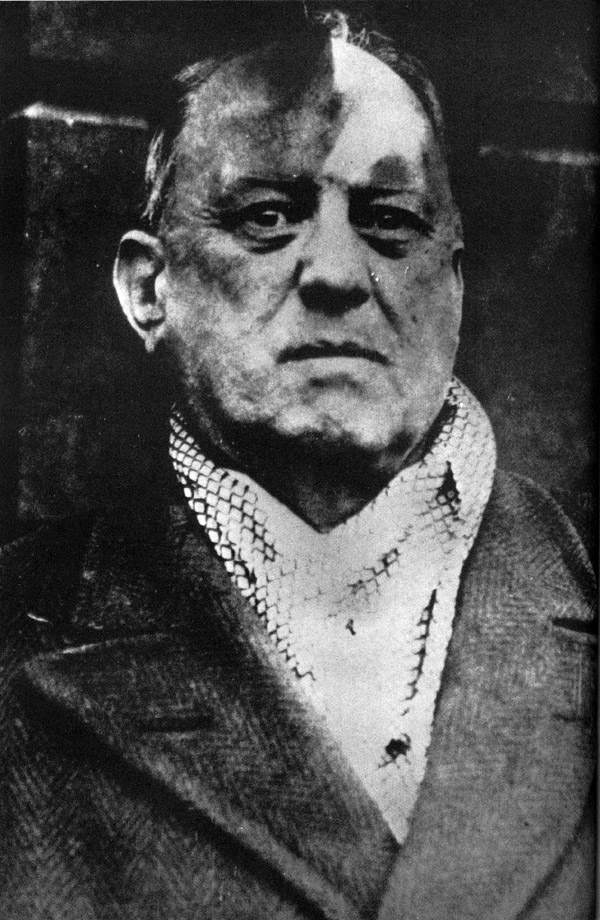 Aleister Crowley (Therion)
