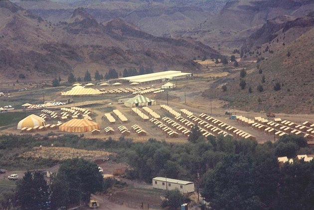 1983 festival at Rajneeshpuram